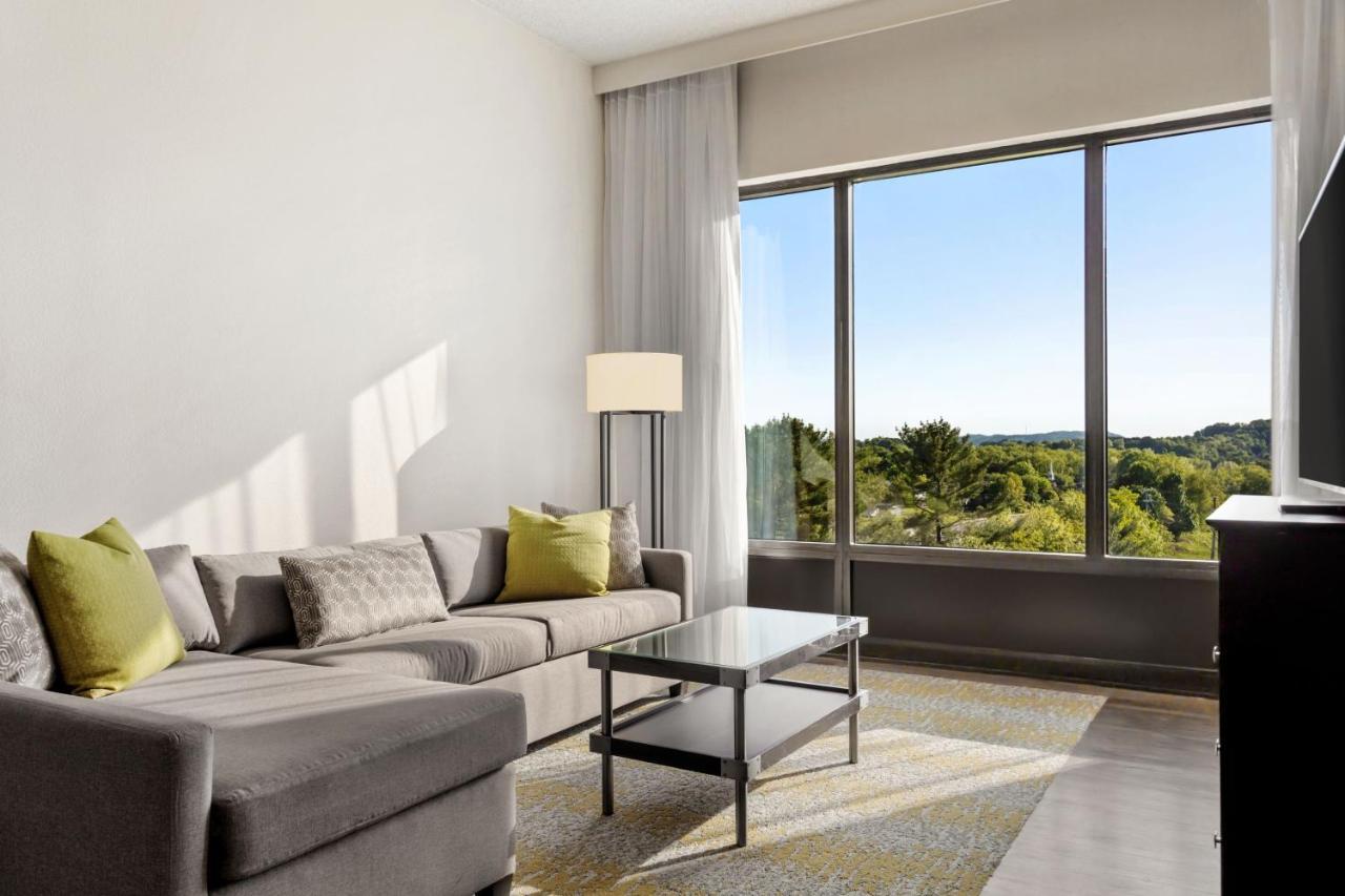 Delta Hotels By Marriott Bristol Esterno foto
